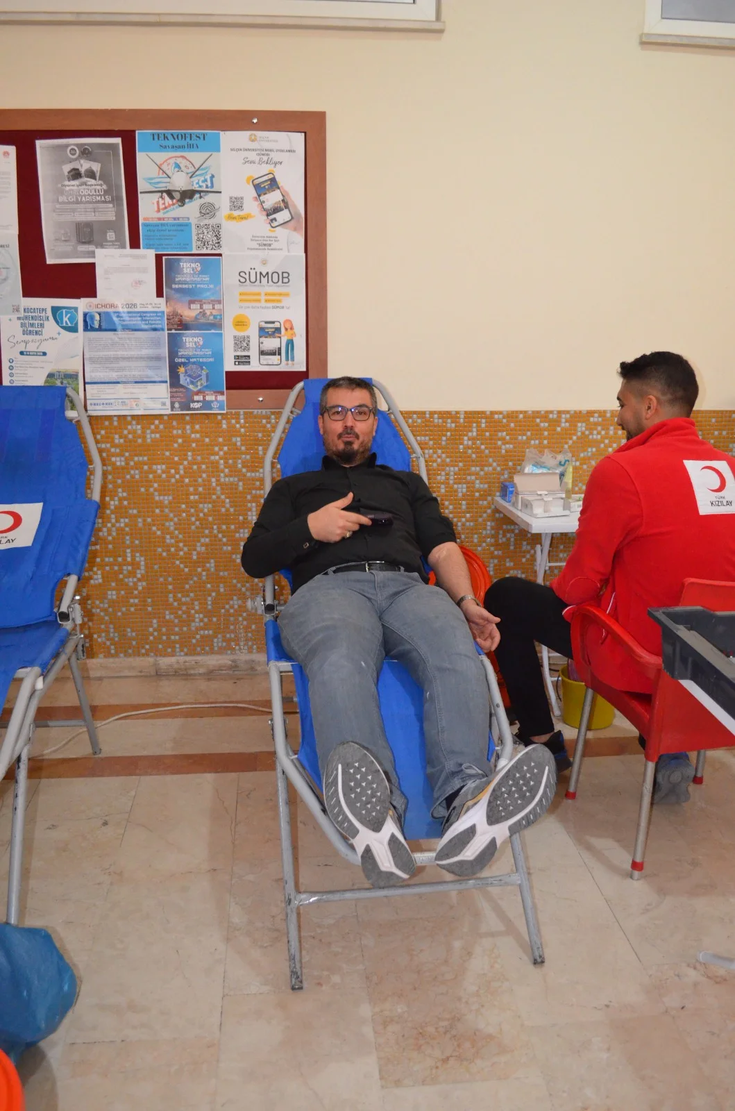Fakültemizde Kızılay İş Birliğiyle Kan Bağışı Kampanyası Düzenlendi